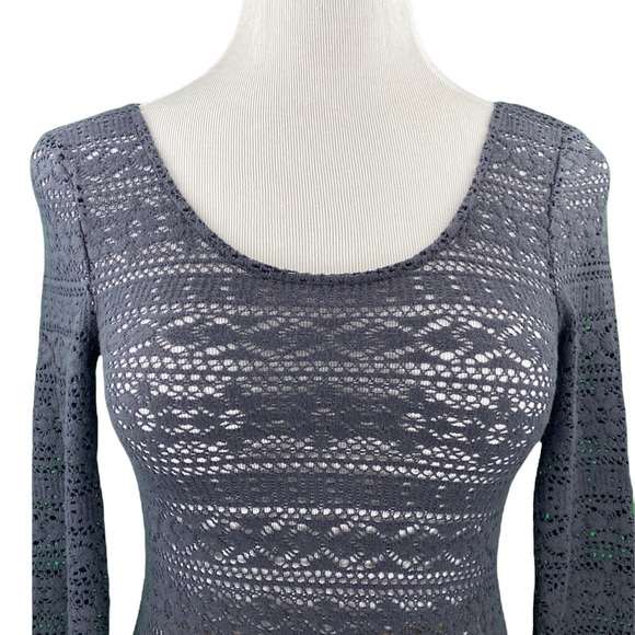 American Eagle Gray Open Back Lace Knit Sweater - Picture 2 of 11